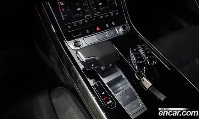 Audi A8 2021 4.0 автомат (гидро), миниатюра 12