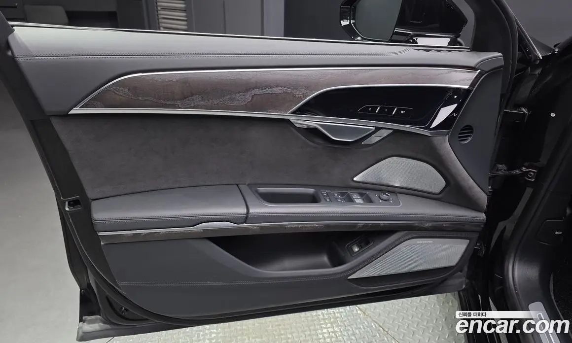 Audi A8 2021 4.0 автомат (гидро), фото 14