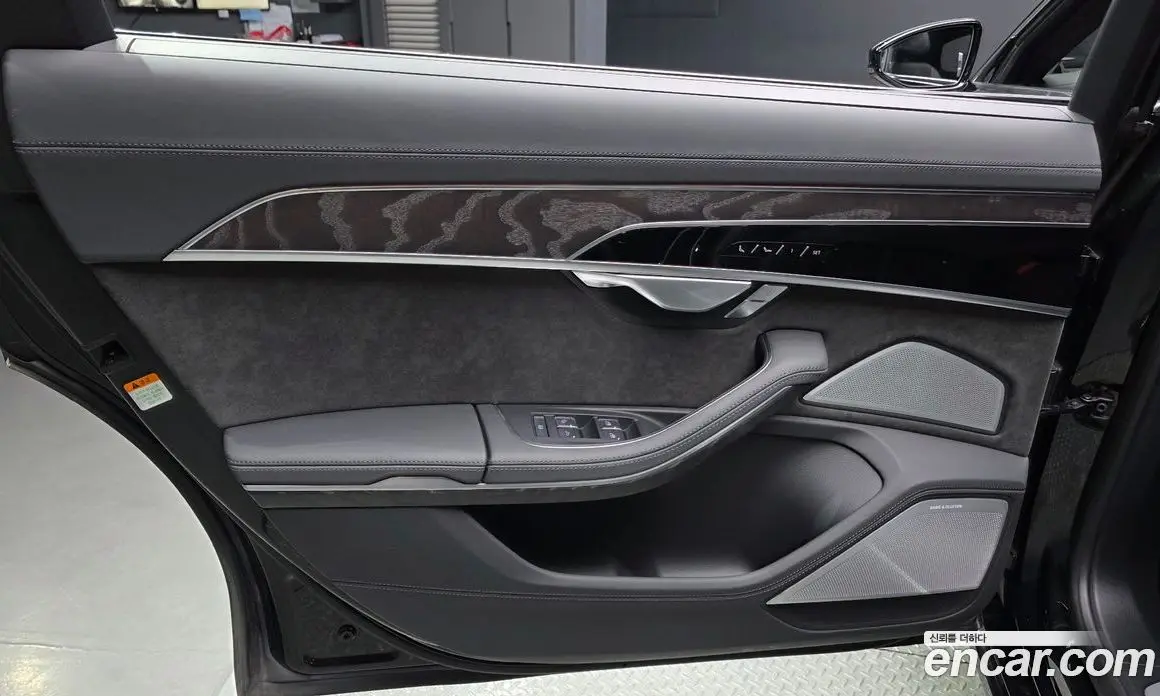 Audi A8 2021 4.0 автомат (гидро), фото 15