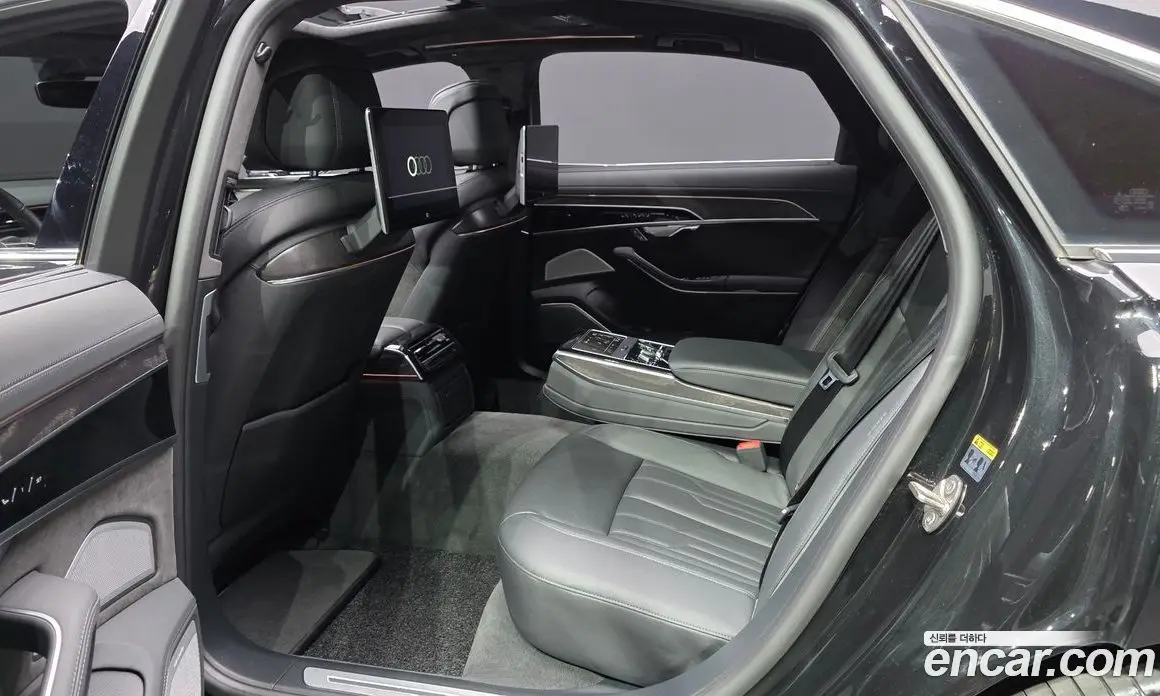 Audi A8 2021 4.0 автомат (гидро), фото 16