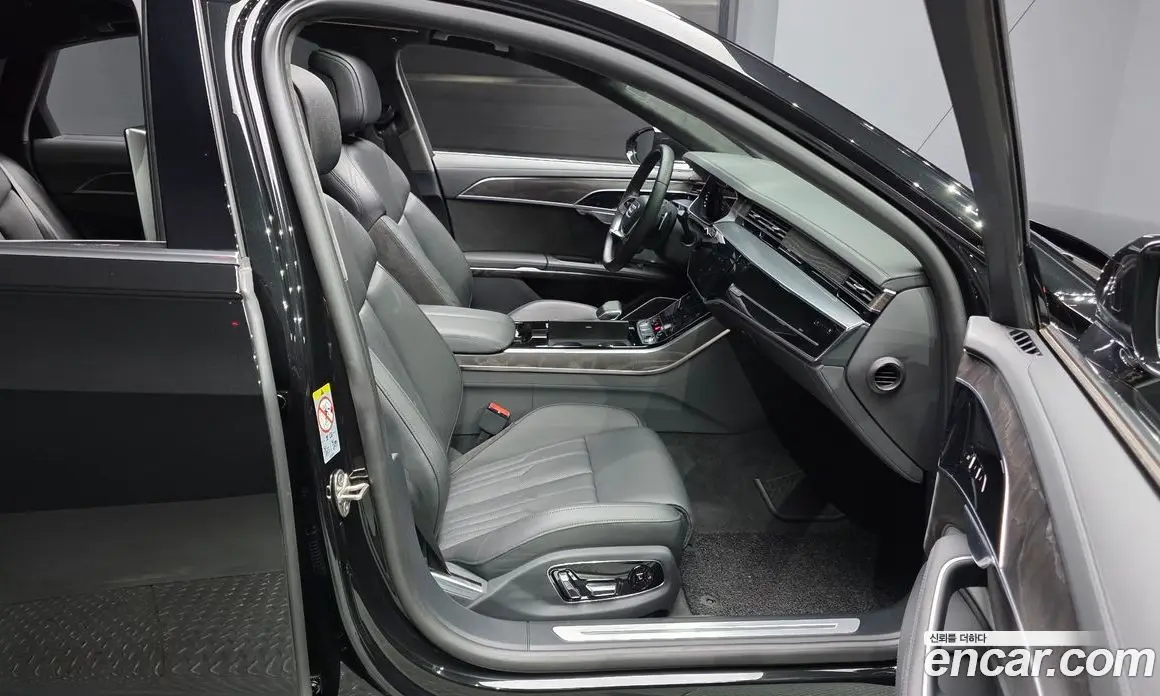 Audi A8 2021 4.0 автомат (гидро), фото 17