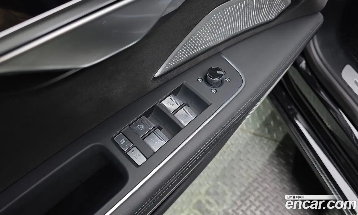 Audi A8 2021 4.0 автомат (гидро), фото 39
