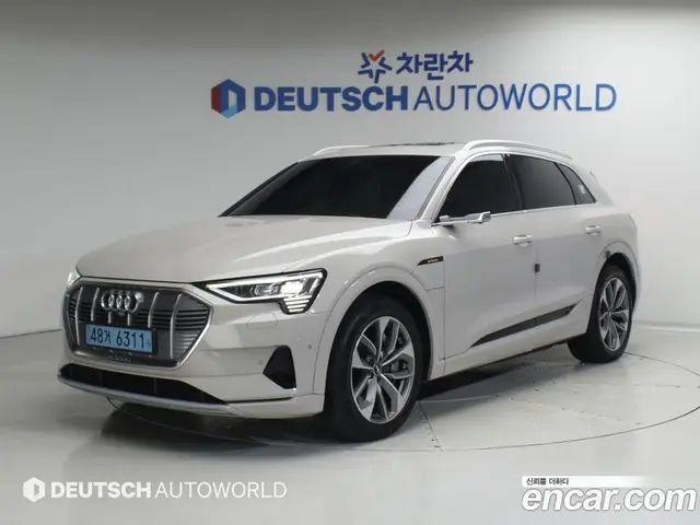 Audi e-tron, 2020, 129 057 км