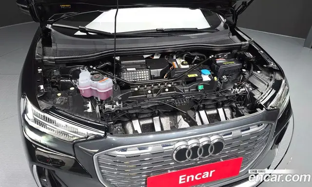 Audi Q4 e-tron 2026 0.2 автомат (гидро), миниатюра 6
