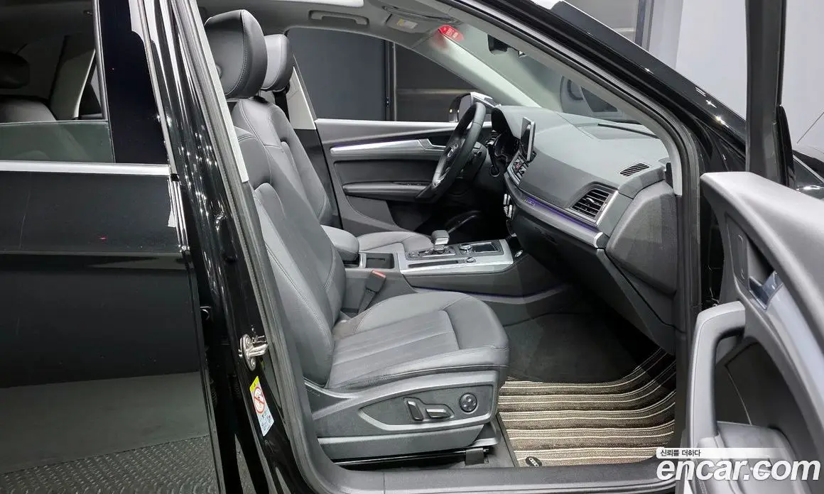 Audi Q5 2020 2.0 автомат (гидро), фото 11