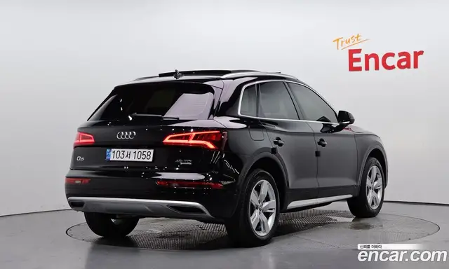 Audi Q5 2020 2.0 автомат (гидро), миниатюра 2