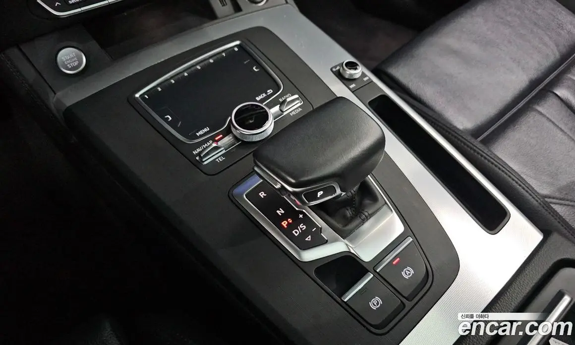 Audi Q5 2020 2.0 автомат (гидро), фото 12