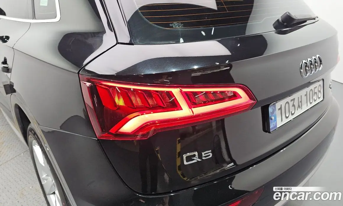 Audi Q5 2020 2.0 автомат (гидро), фото 9
