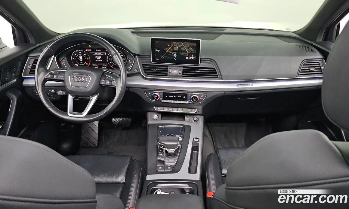 Audi Q5 2020 2.0 автомат (гидро), фото 10