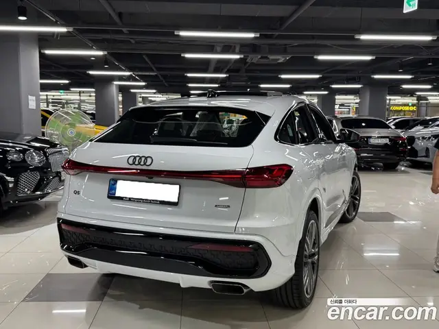 Audi Q5 2025 2.0 автомат (гидро), миниатюра 3
