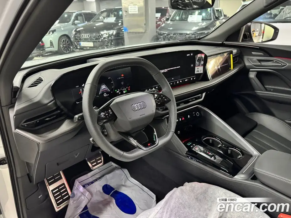 Audi Q5 2025 2.0 автомат (гидро), фото 4