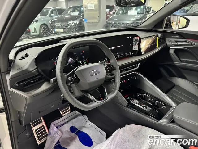 Audi Q5 2025 2.0 автомат (гидро), миниатюра 4