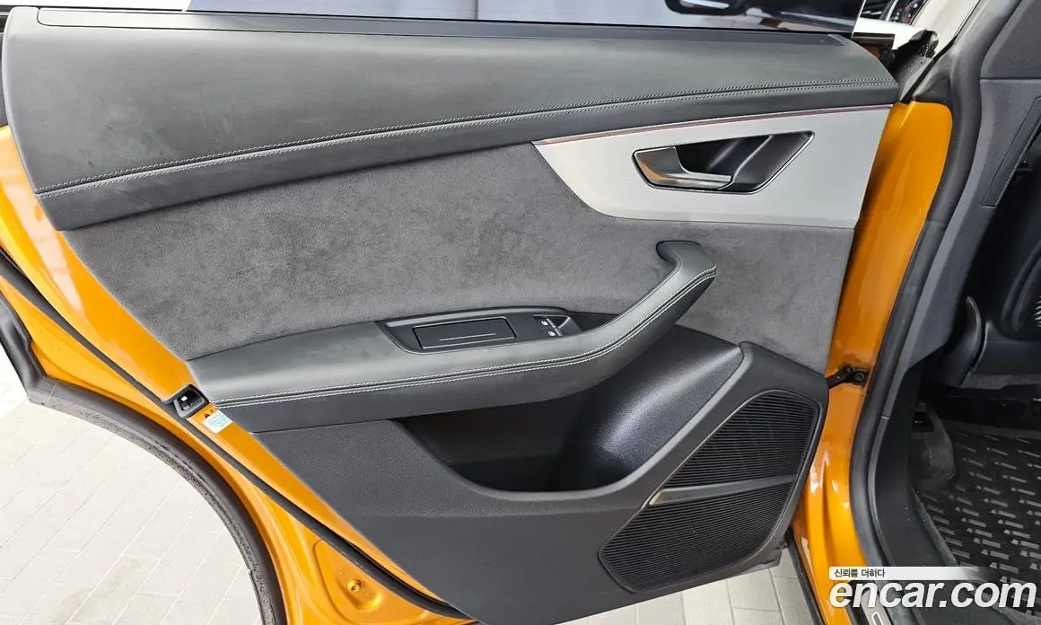 Audi Q8 2021 3.0 автомат (гидро), фото 15