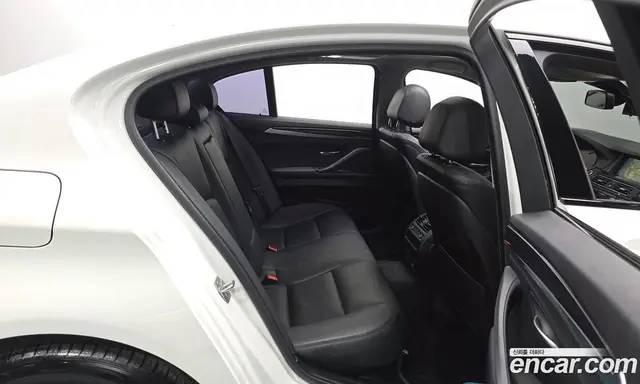 BMW 5 серия 2016 2.0 автомат (гидро), миниатюра 12