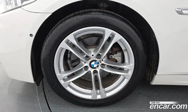 BMW 5 серия 2016 2.0 автомат (гидро), миниатюра 5
