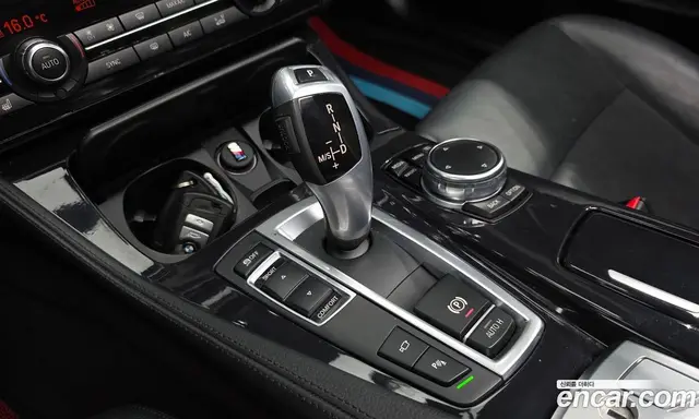 BMW 5 серия 2016 2.0 автомат (гидро), миниатюра 9