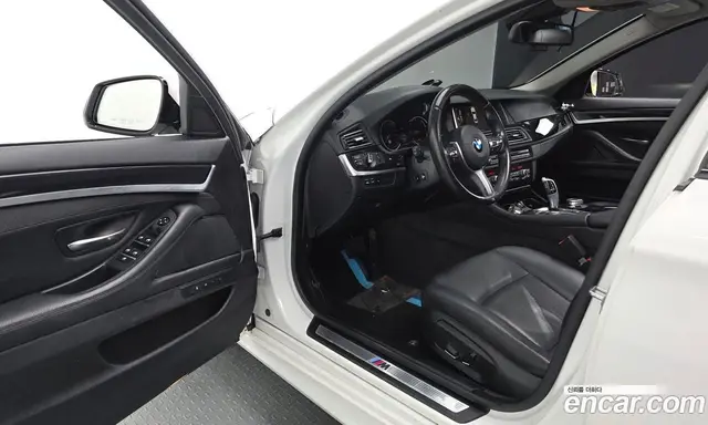BMW 5 серия 2016 2.0 автомат (гидро), миниатюра 10