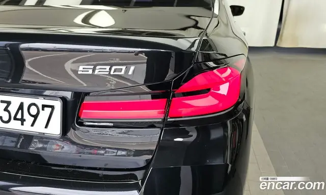 BMW 5 серия 2018 2.0 автомат (гидро), миниатюра 9