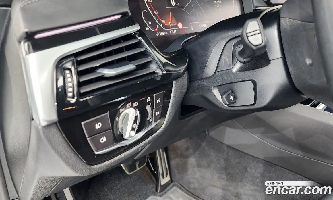 BMW 5 серия 2020 2.0 автомат (гидро), фото 27