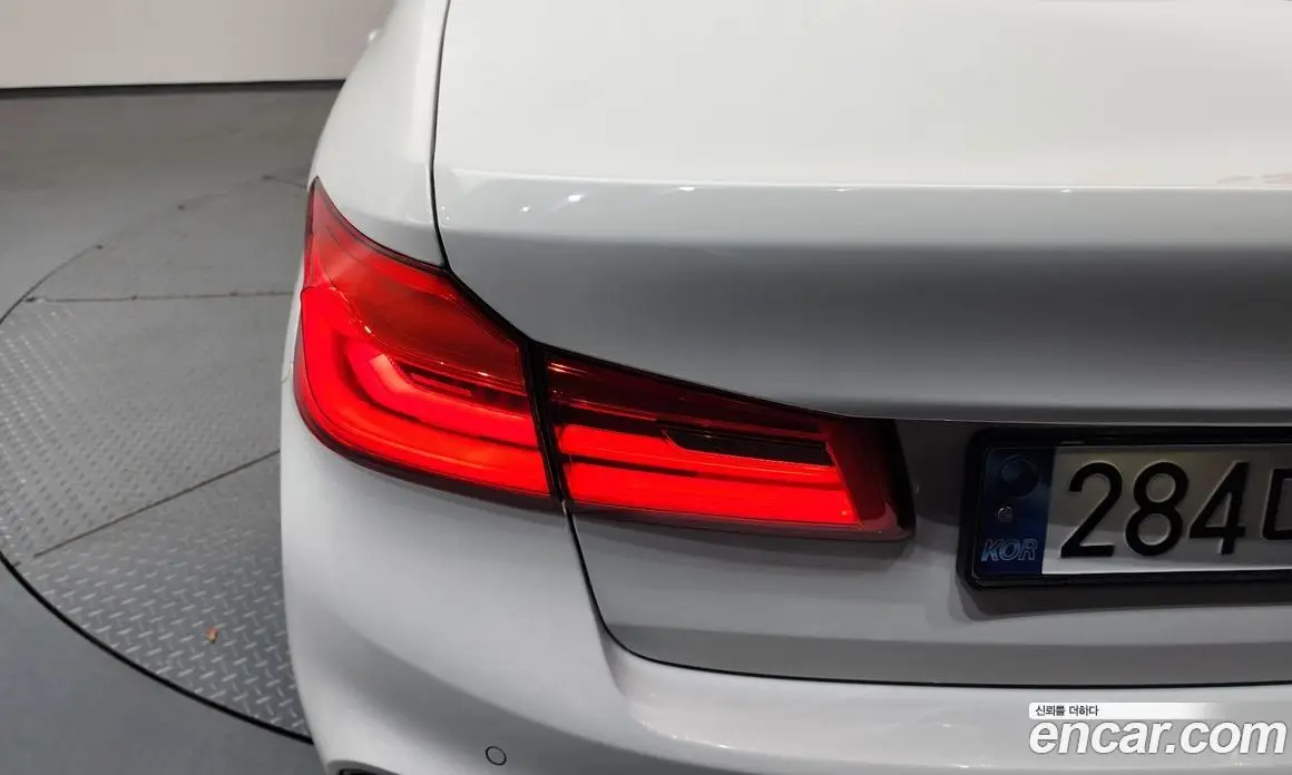 BMW 5 серия 2020 2.0 автомат (гидро), фото 9