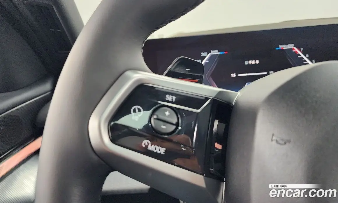 BMW 5 серия 2025 2.0 автомат (гидро), фото 9