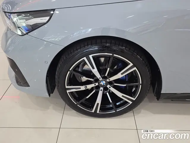 BMW 5 серия 2025 2.0 автомат (гидро), миниатюра 5