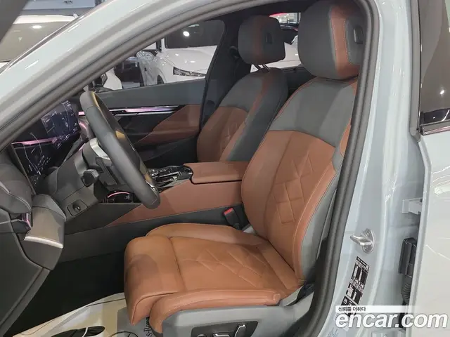 BMW 5 серия 2025 2.0 автомат (гидро), миниатюра 9