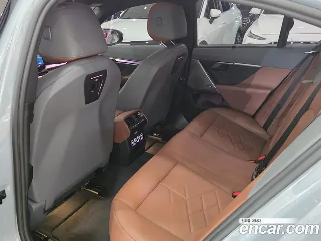 BMW 5 серия 2025 2.0 автомат (гидро), миниатюра 10