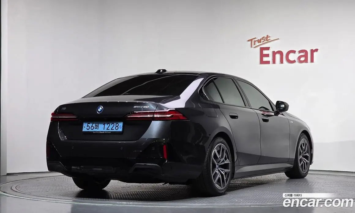 BMW i5 2024 0.2 автомат (гидро), фото 2 BMW i5 2024 0.2 автомат (гидро), фото 2