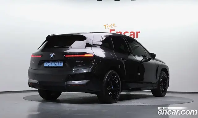 BMW iX 2022 0.3 автомат (гидро), миниатюра 2