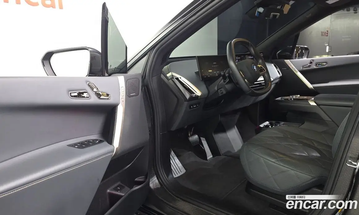BMW iX 2022 0.3 автомат (гидро), фото 13