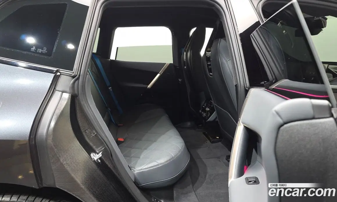 BMW iX 2022 0.3 автомат (гидро), фото 18