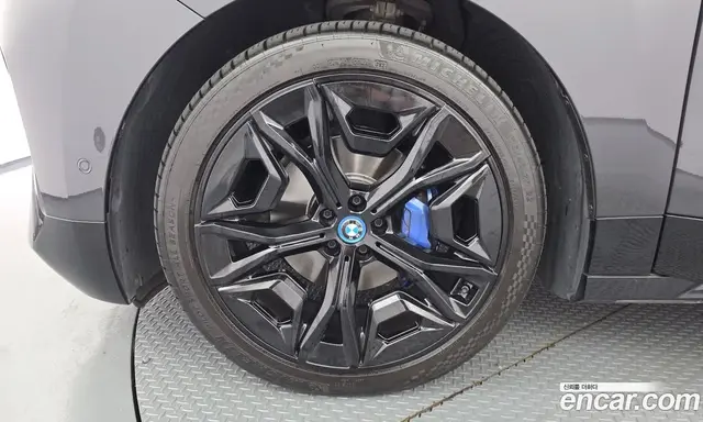 BMW iX 2022 0.3 автомат (гидро), миниатюра 5