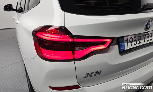 BMW X3 2021 2.0 автомат (гидро), миниатюра 9
