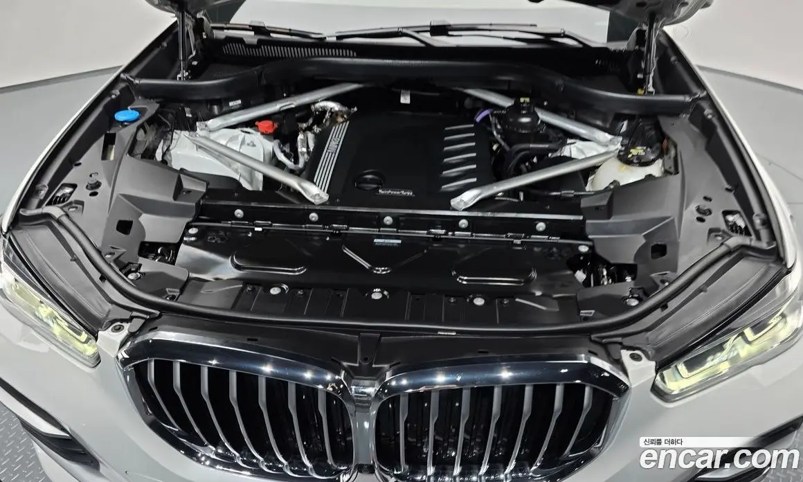 BMW X5 2022 3.0 автомат (гидро), фото 5