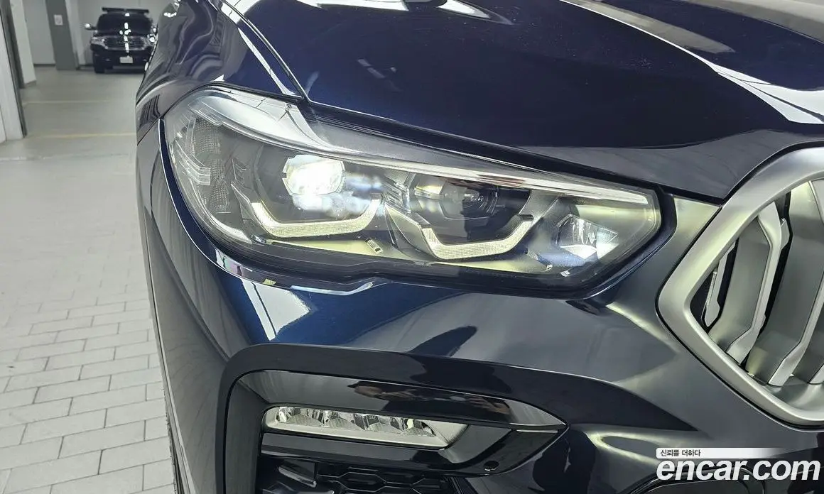 BMW X6 2021 3.0 автомат (гидро), фото 8