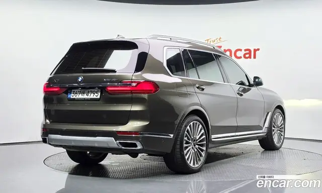 BMW X7 2021 3.0 автомат (гидро), миниатюра 2