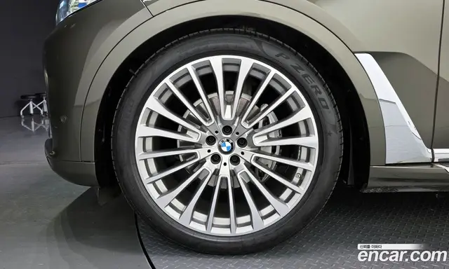 BMW X7 2021 3.0 автомат (гидро), миниатюра 5