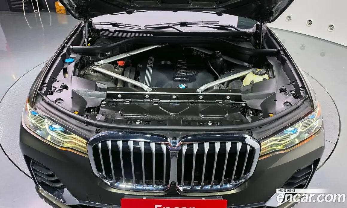 BMW X7 2021 3.0 автомат (гидро), фото 6