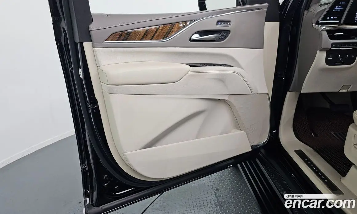 Cadillac Escalade 2021 6.2 автомат (гидро), фото 14