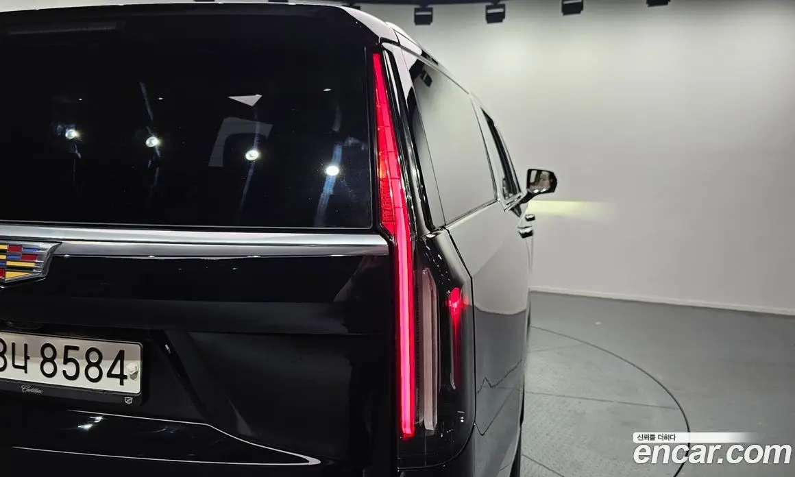 Cadillac Escalade 2021 6.2 автомат (гидро), фото 9
