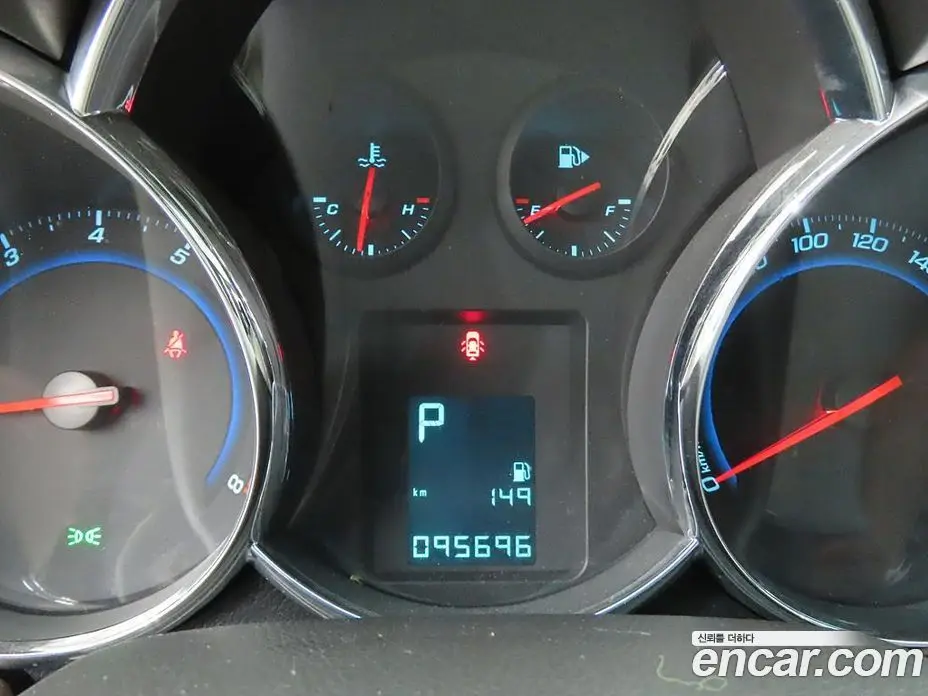 Chevrolet Cruze 2011 1.8 автомат (гидро), фото 8