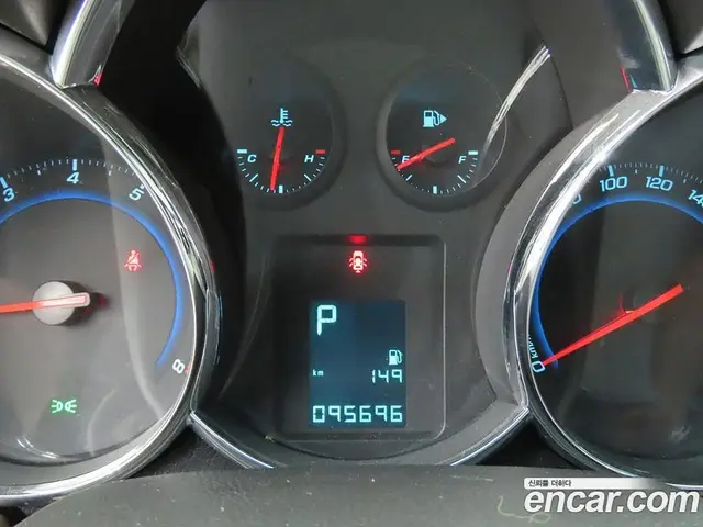 Chevrolet Cruze 2011 1.8 автомат (гидро), миниатюра 8