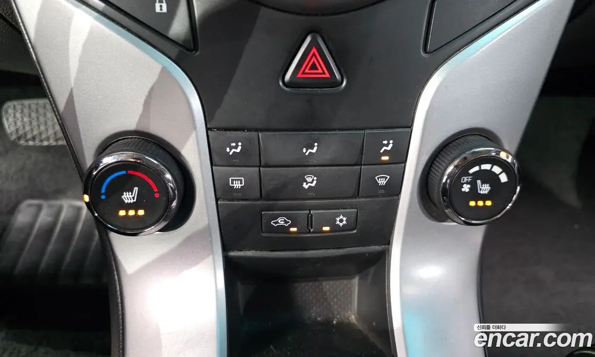 Chevrolet Cruze 2011 1.8 автомат (гидро), фото 17