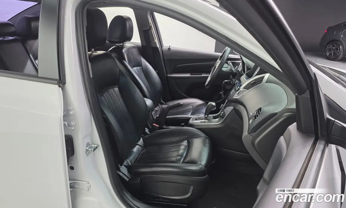 Chevrolet Cruze 2015 1.8 автомат (гидро), фото 12