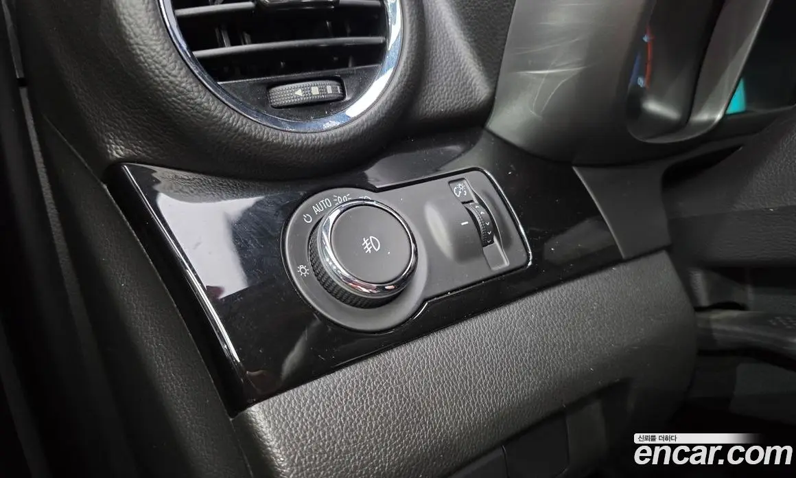 Chevrolet Orlando 2015 2.0 автомат (гидро), фото 16