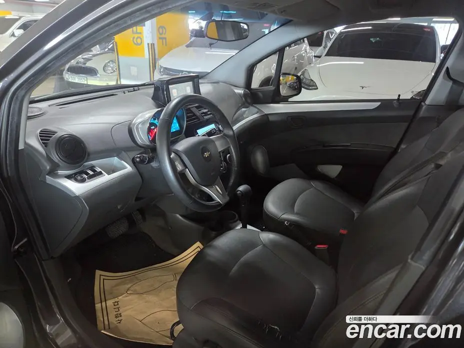 Chevrolet Spark 2014 1.0 автомат (гидро), фото 13