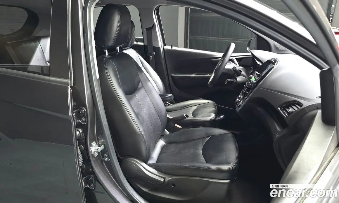 Chevrolet Spark 2015 1.0 автомат (гидро), фото 16