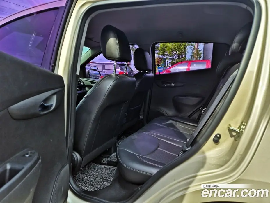 Chevrolet Spark 2016 1.0 автомат (гидро), фото 19