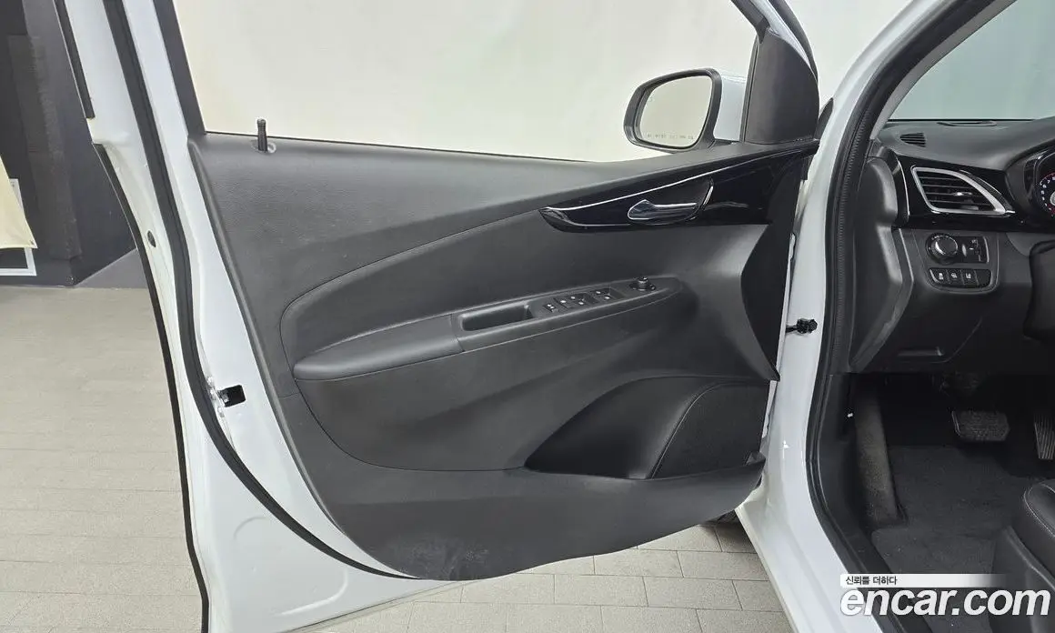 Chevrolet Spark 2022 1.0 автомат (гидро), фото 14